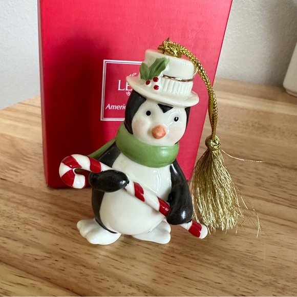 Five Different Designs, Lenox Very Merry Porcelain Ornaments, All Boxed, Vintage - Picture 4 of 11